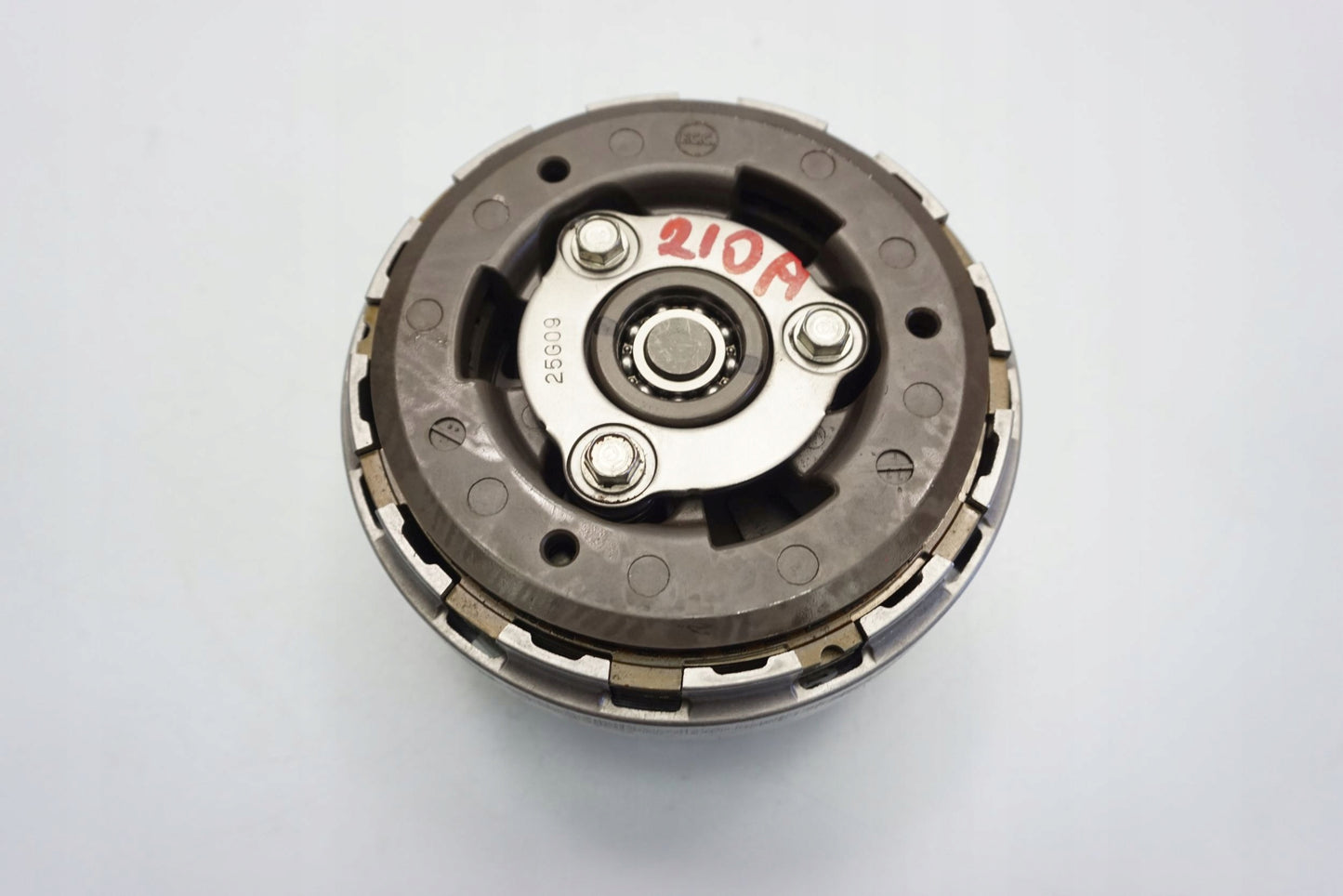 DUCATI DIAVEL 1200 Kupplung Kupplungskorb Clutch