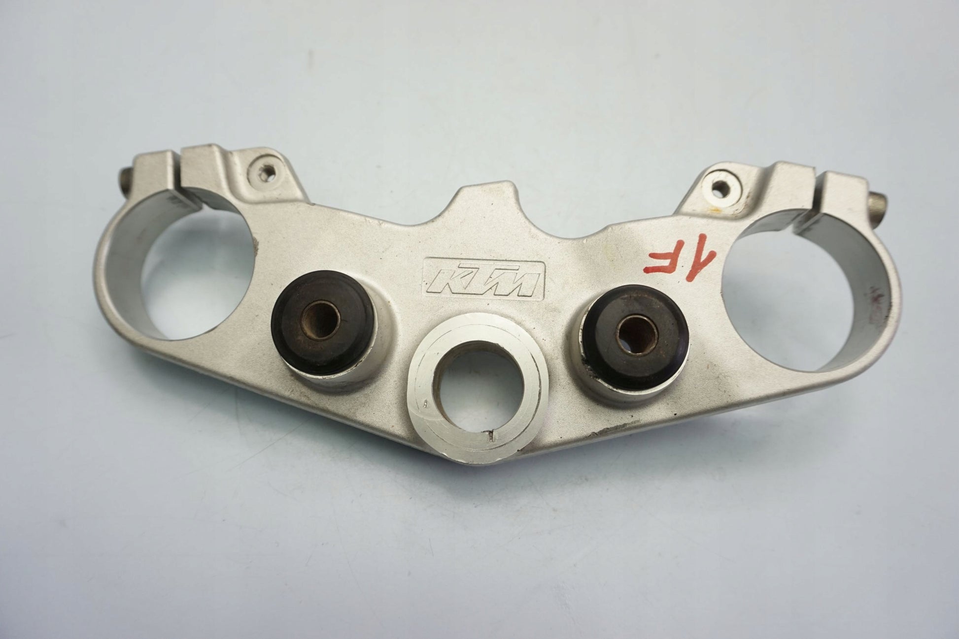 KTM 125 DUKE 11-16 obere Gabelbrücke Triple Clamp oben 4