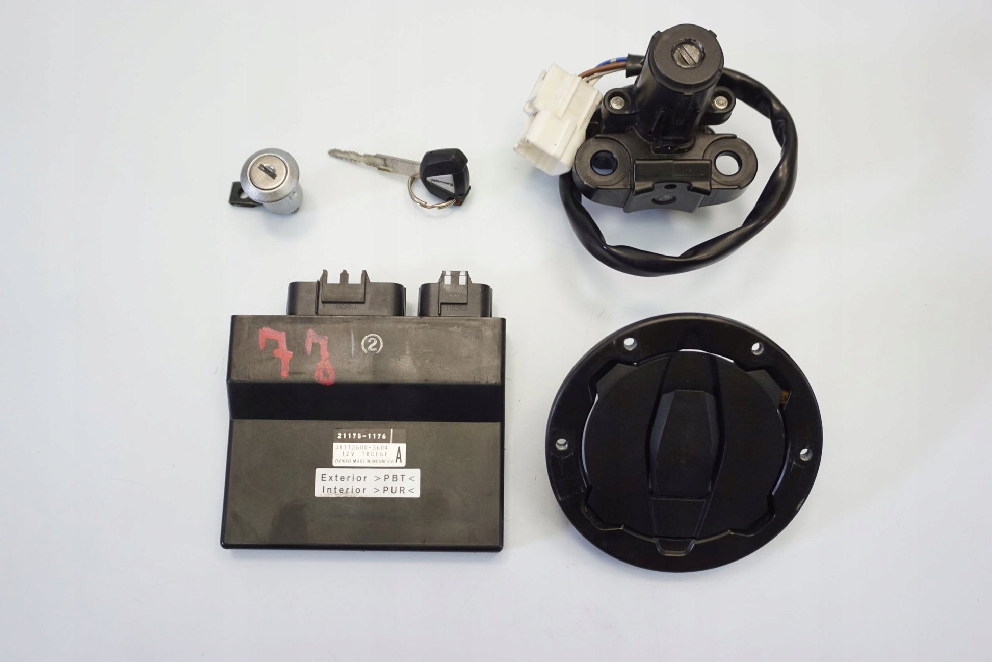 KAWASAKI Z 650 17-19 Schlosssatz Zündschloss Lock Set 4