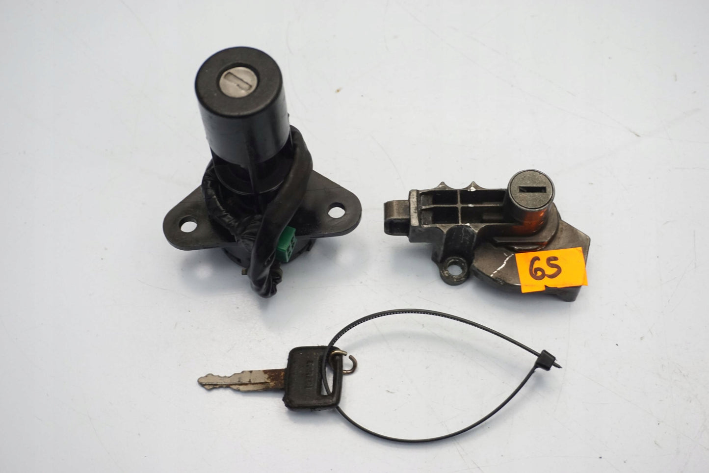 SUZUKI GSX 550 82-88 Schlosssatz Zündschloss Lock Set