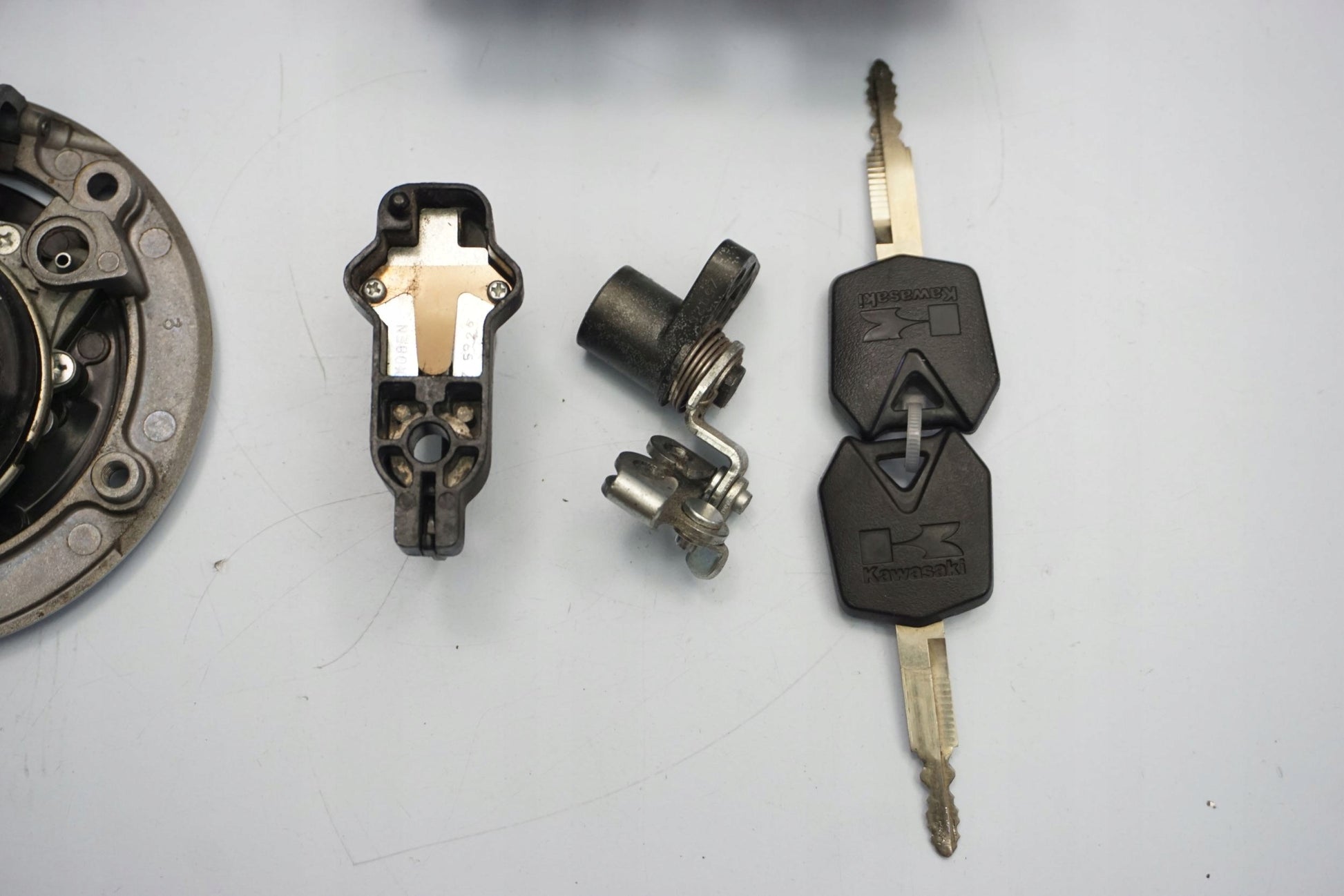 KAWASAKI ZZR-1400 05-11 Schlosssatz Zündschloss Lock Set 4