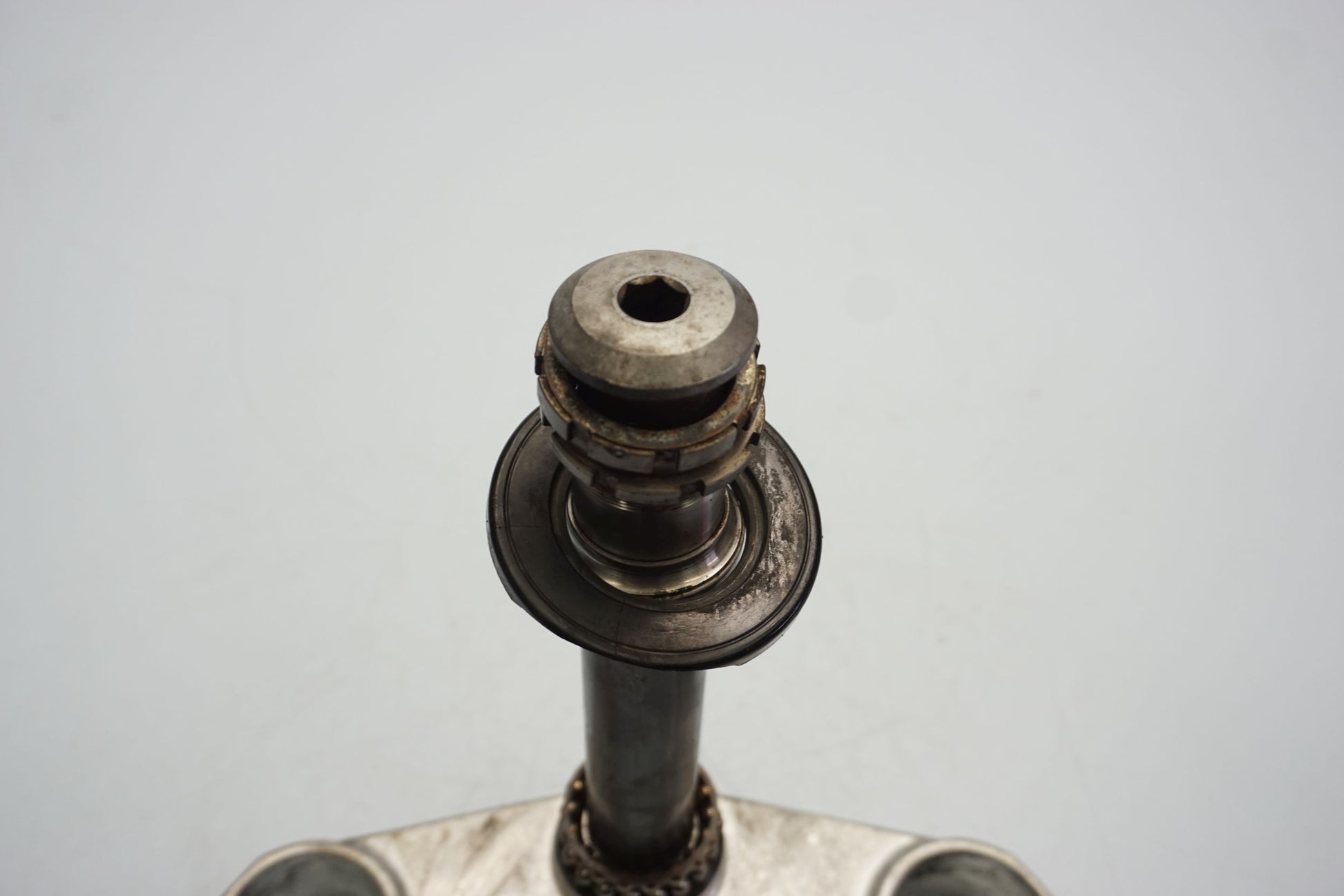 KAWASAKI GTR 1400 untere Gabelbrücke Triple Clamp unten 2