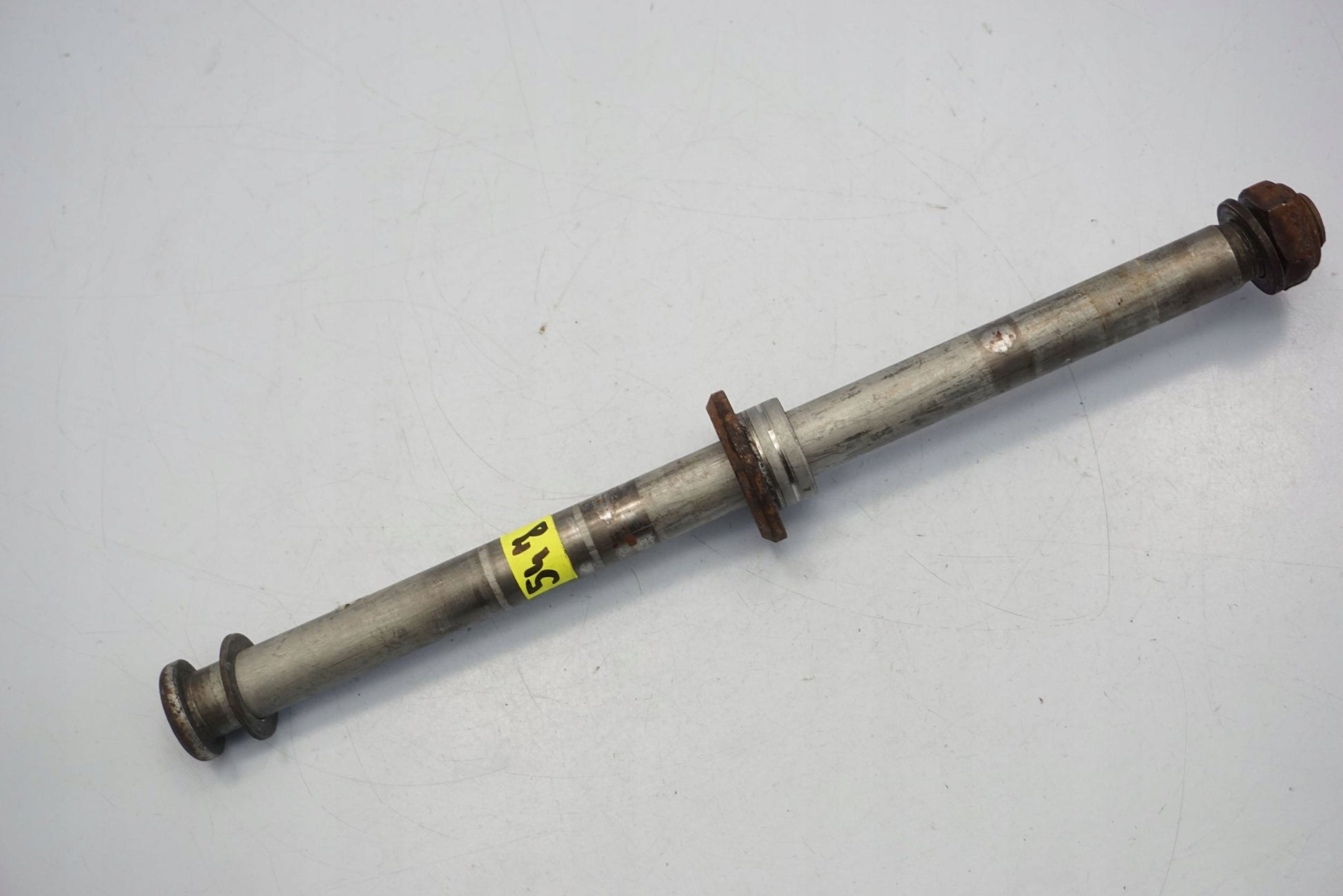 HONDA ST 1300 PAN EUROPEAN 02-13 Hinterachse Achse hinten Radachse rear axle 2