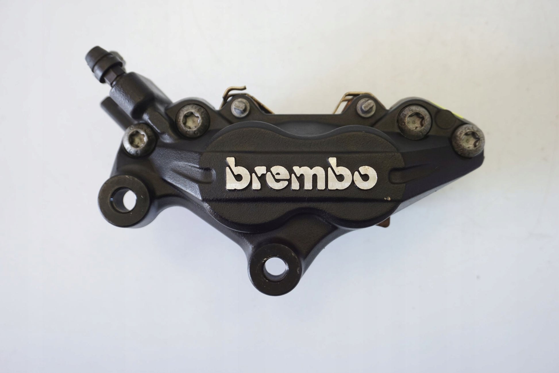 MOTO GUZZI V9 ROAMER Bremse Bremssattel Bremszange vorne links 3