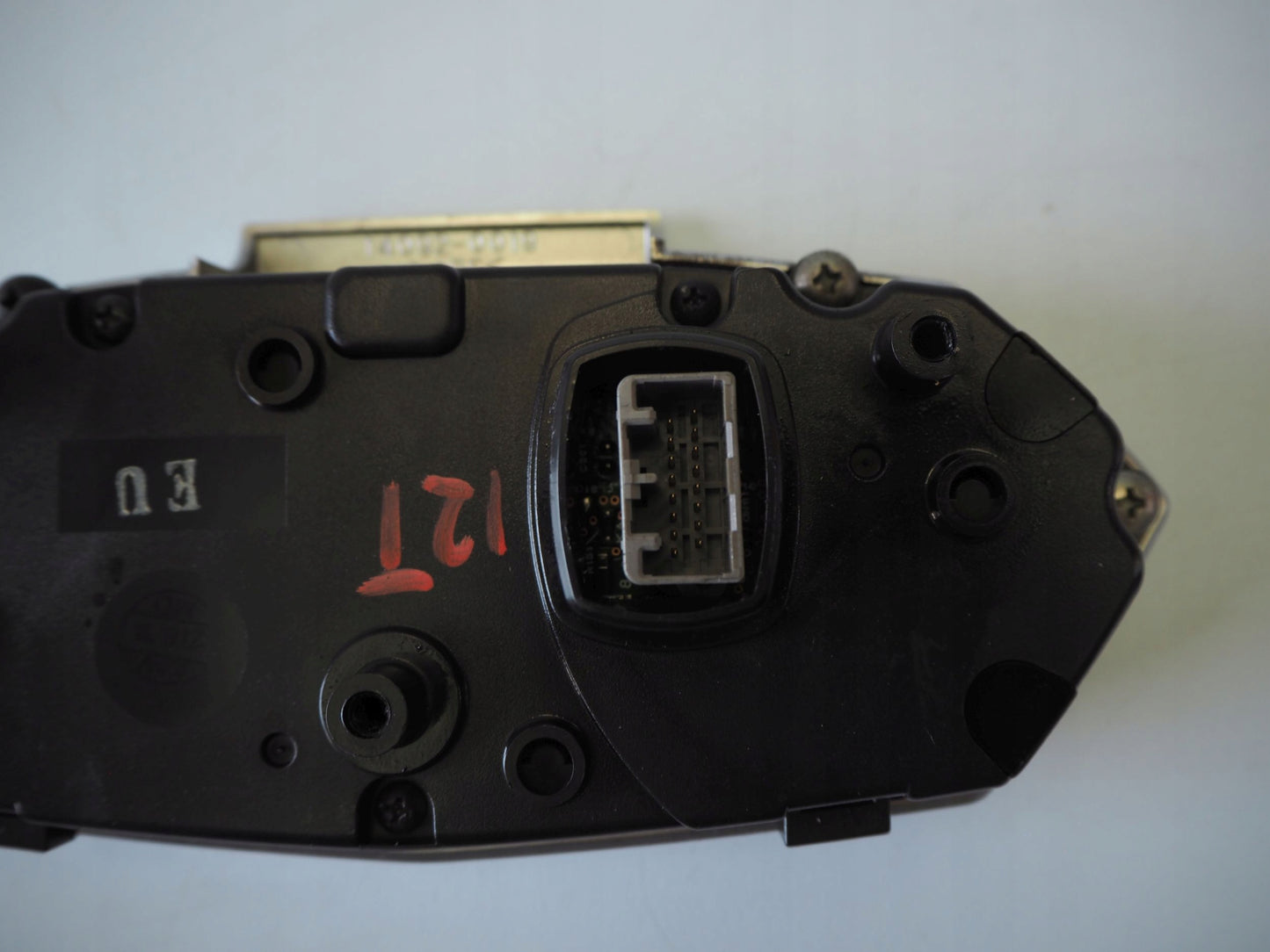KAWASAKI Z1000 10-13 Tacho Tachometer Cockpit Speedometer 8