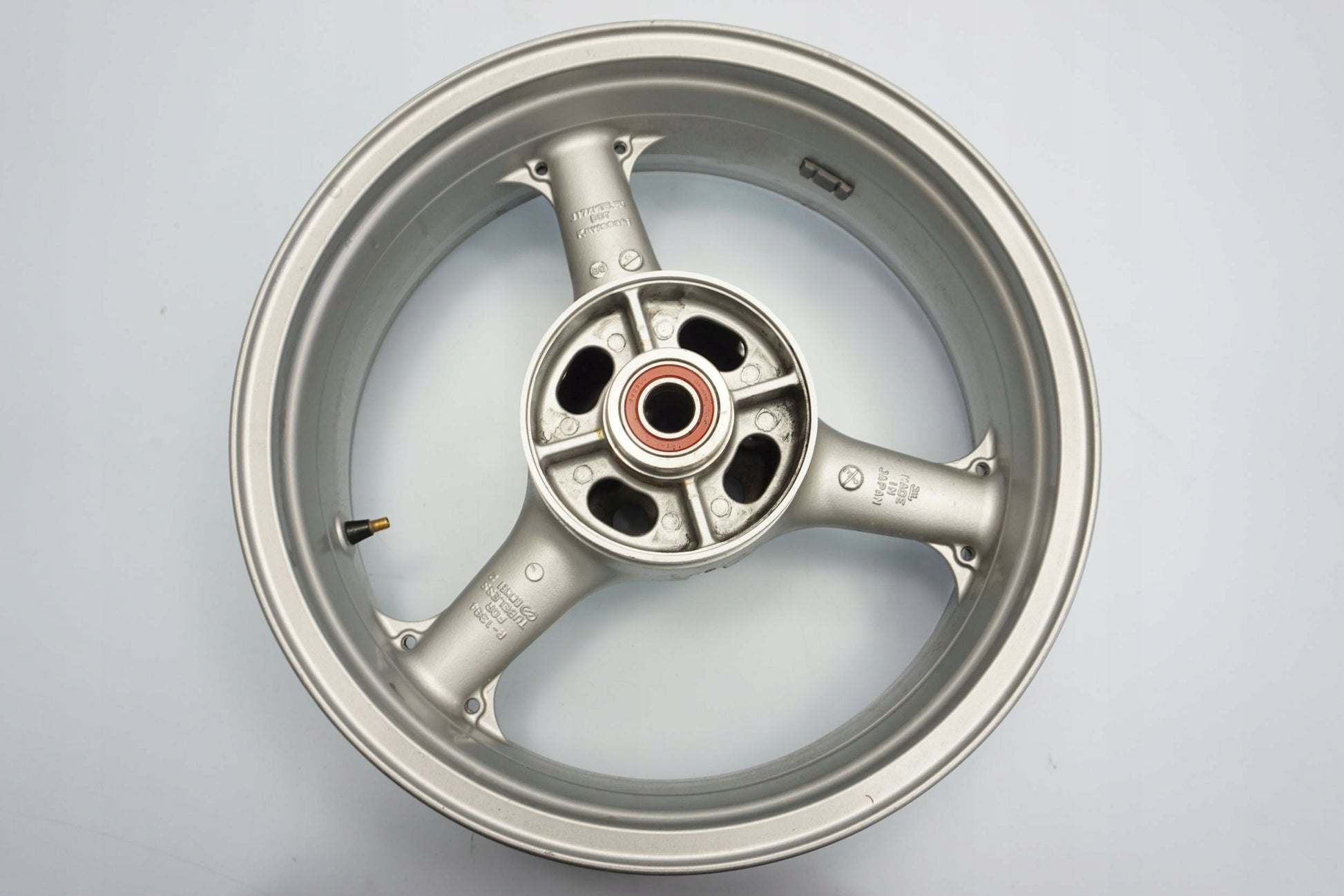 KAWASAKI ZX-6R 600 00-02 Felge hinten Wheel Hinterrad 5