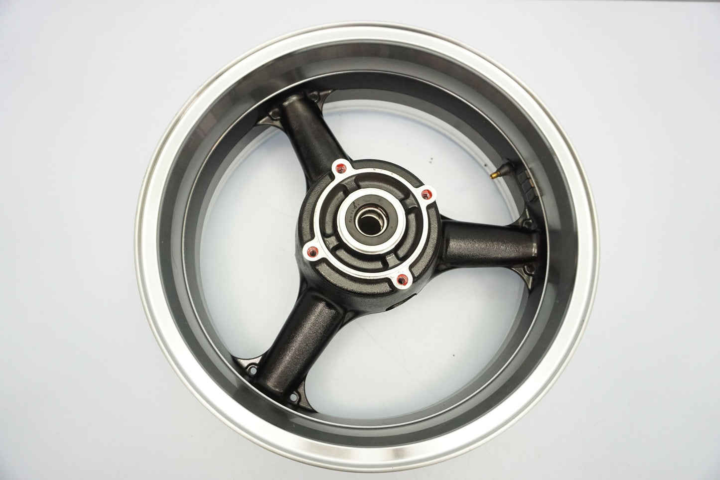 KAWASAKI Z1000 07-09 Felge hinten Wheel Hinterrad 10