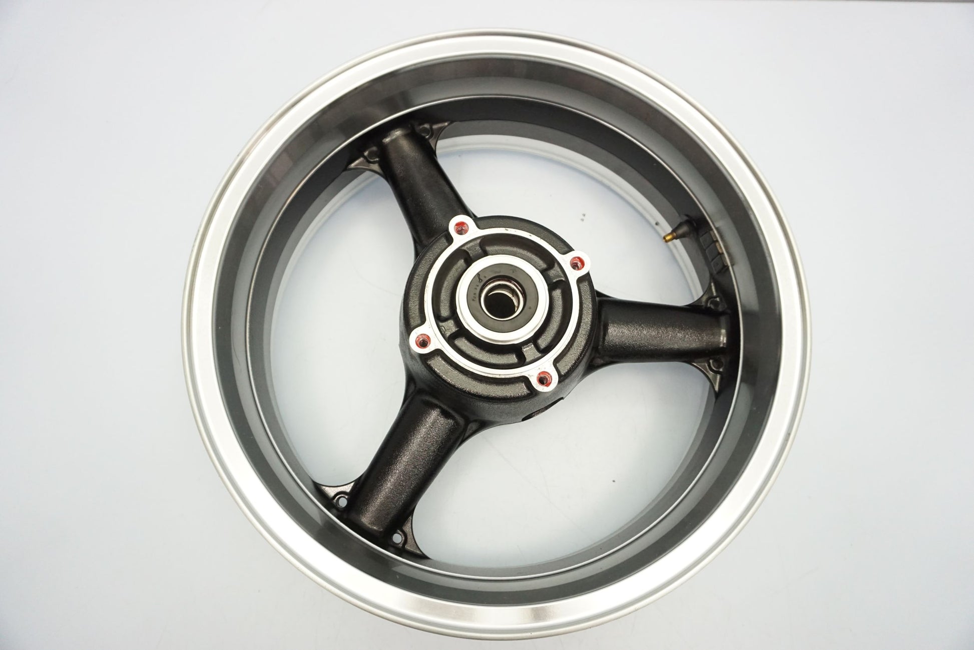 KAWASAKI Z1000 07-09 Felge hinten Wheel Hinterrad 10