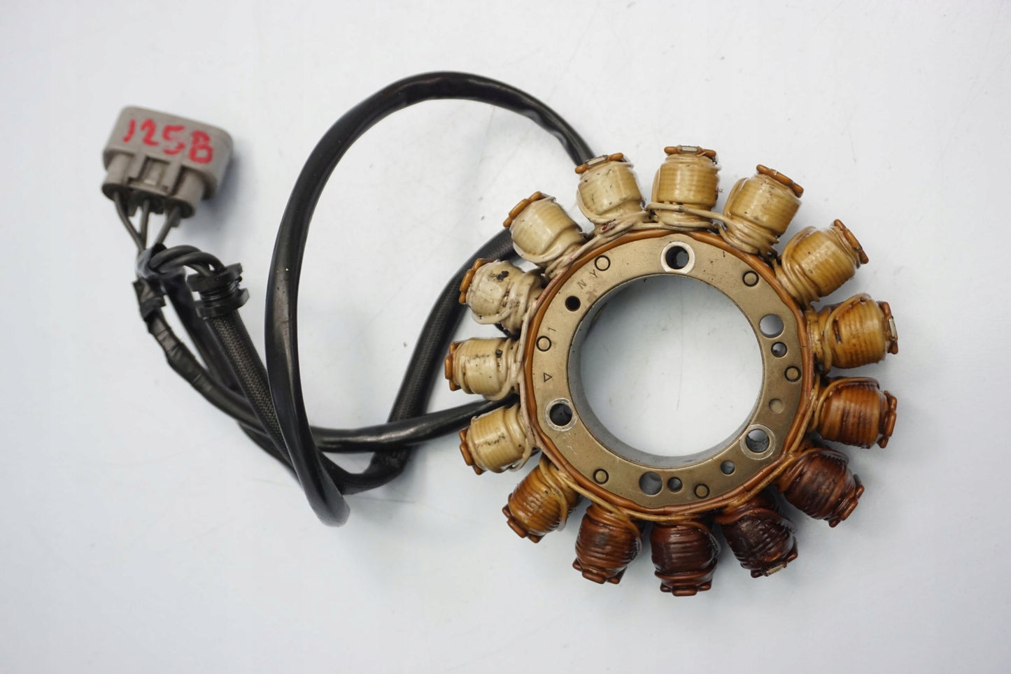 TRIUMPH TIGER 800 10-14 Lichtmaschine Stator Generator Lima Alternator