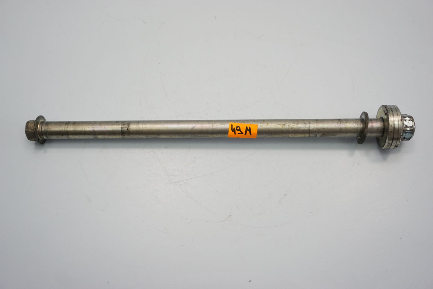 YAMAHA XJ6 DIVERSION N 09-16 Hinterachse Achse hinten Radachse rear axle