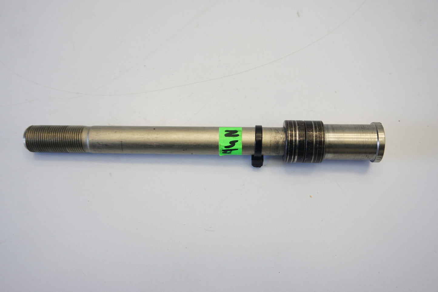 KAWASAKI Z1000 R 17-20 Vorderachse Achse vorne Radachse front axle 2