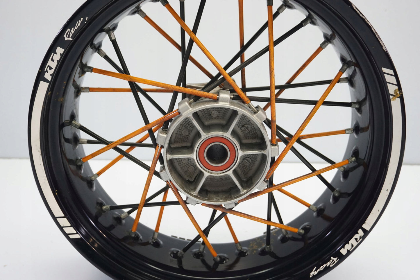KTM 690 SMC 09-11 Felge hinten Wheel Hinterrad 8