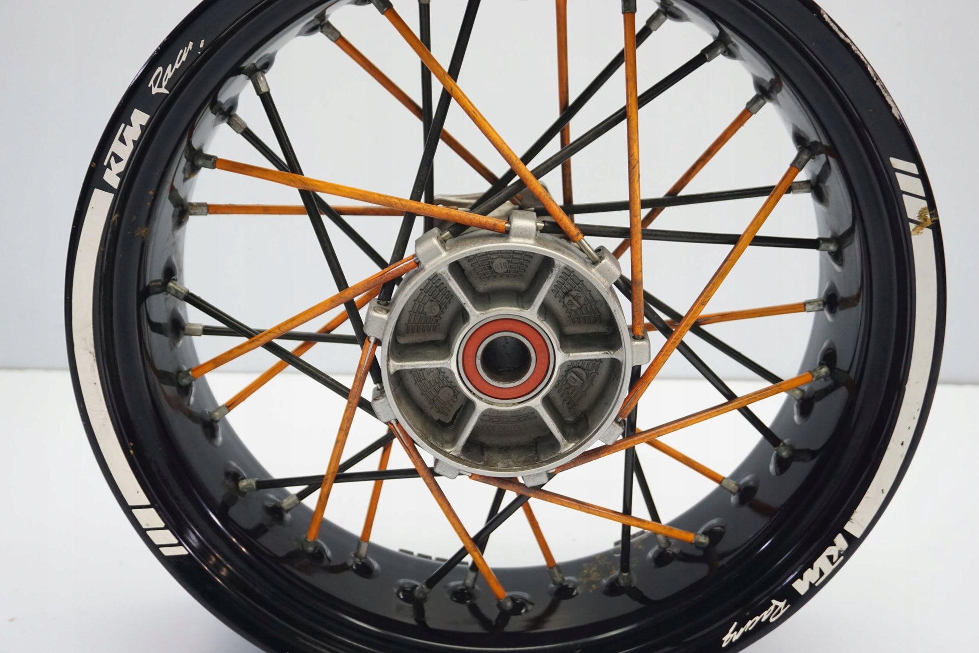 KTM 690 SMC 09-11 Felge hinten Wheel Hinterrad 8