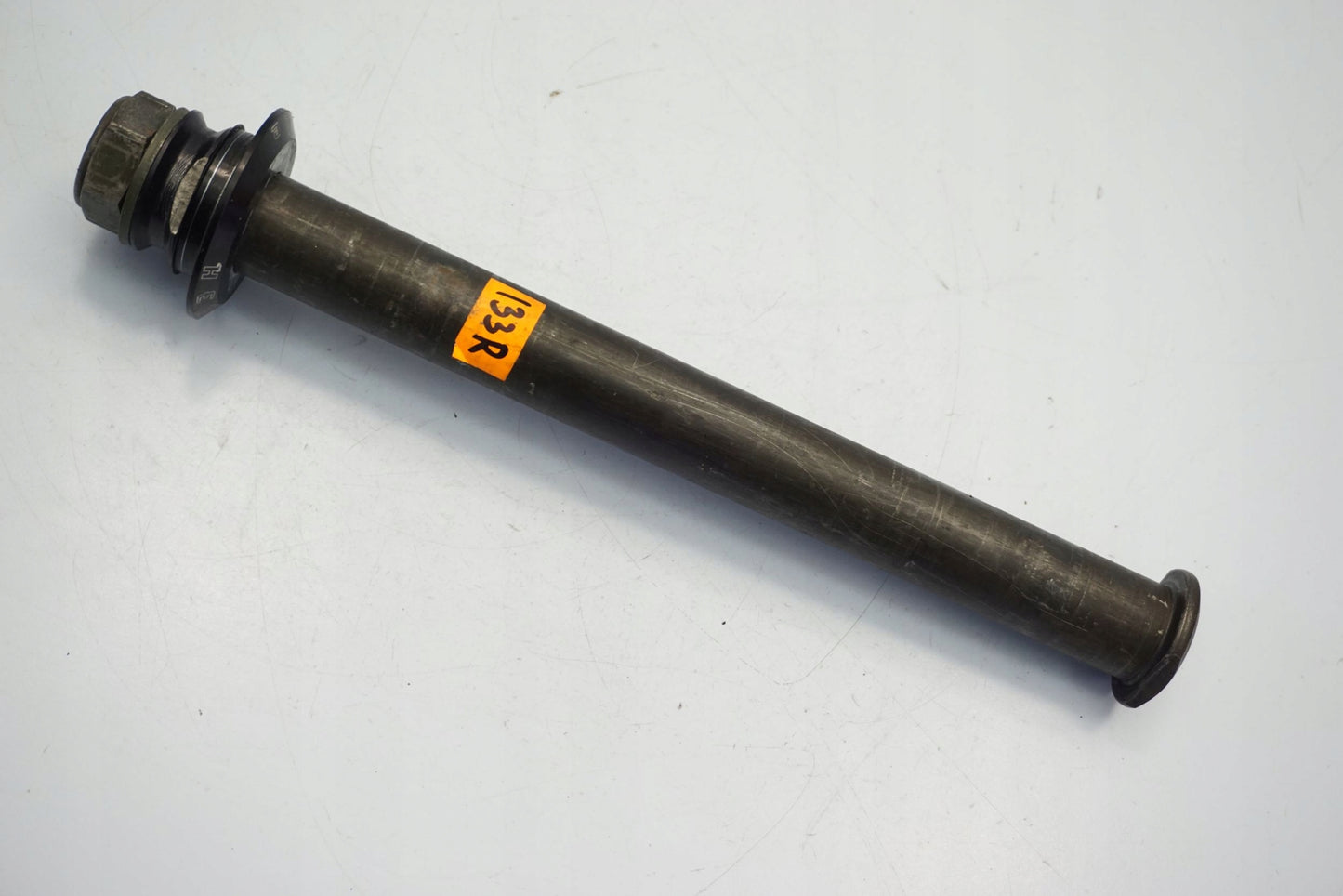 YAMAHA YZF-R6 RJ05 RJ09 03-05 Hinterachse Achse hinten Radachse rear axle