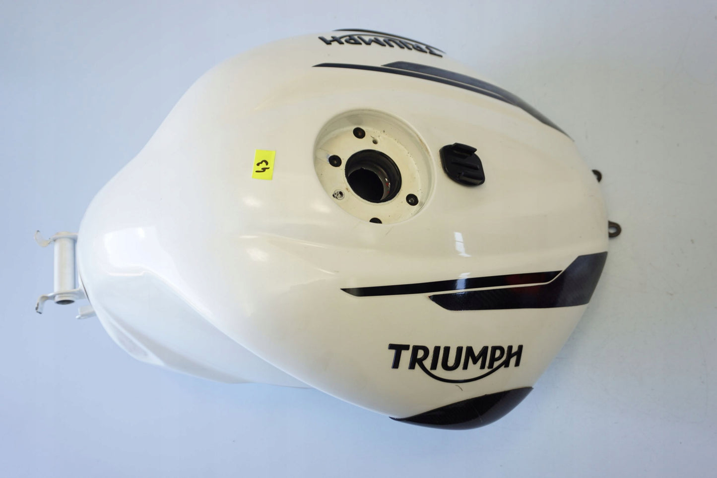 TRIUMPH STREET TRIPLE 660 17- Kraftstofftank Benzintank Fuel Tank