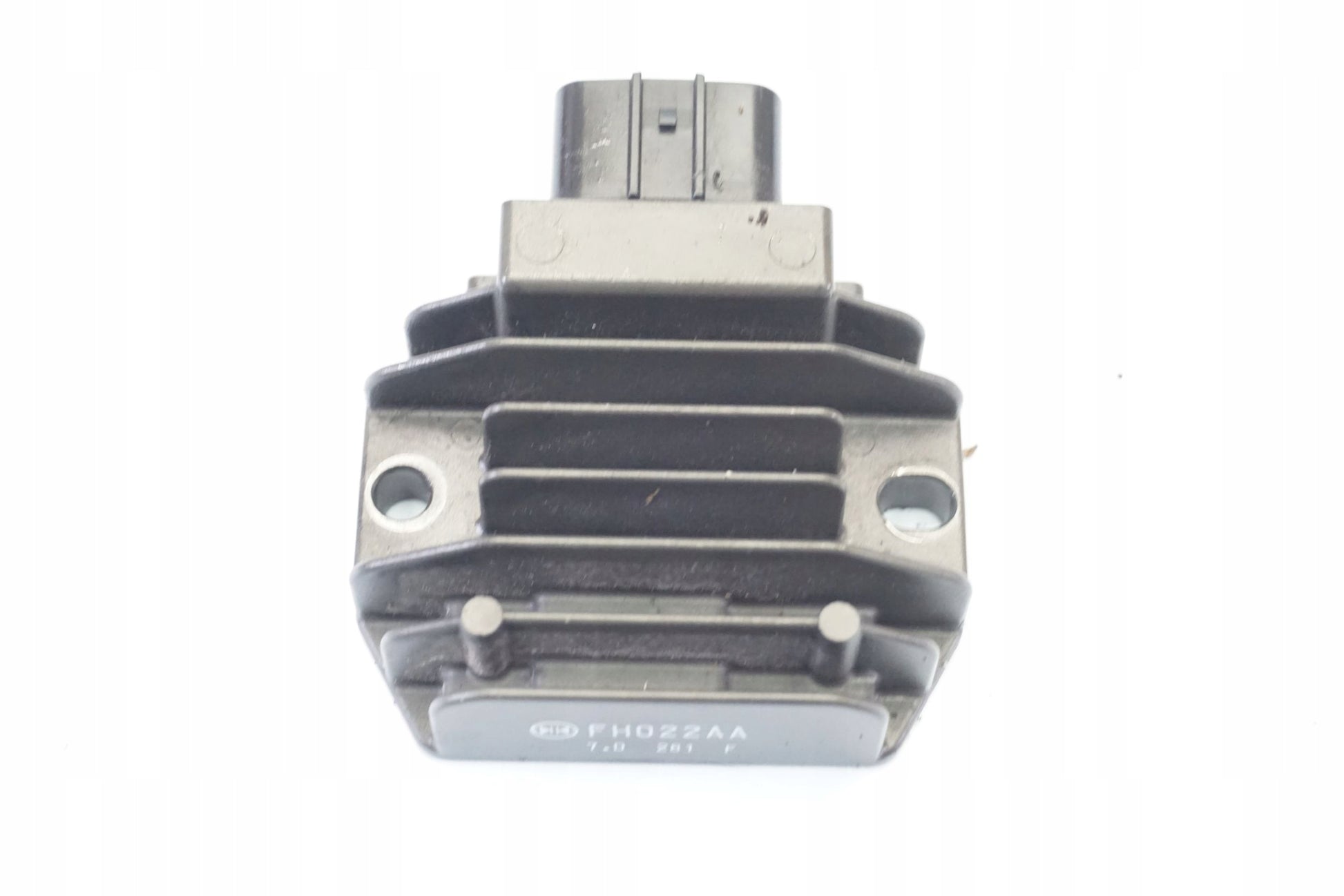 KTM 1290 SUPER DUKE R 17-20 Spannungsregler Gleichrichter Rectifier Voltage Regulator 5