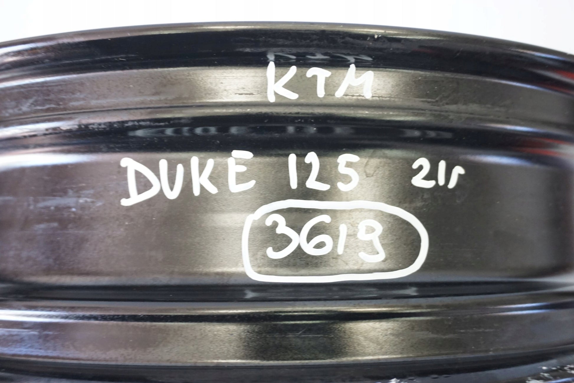 KTM 125 DUKE 17- Felge hinten Wheel Hinterrad 8