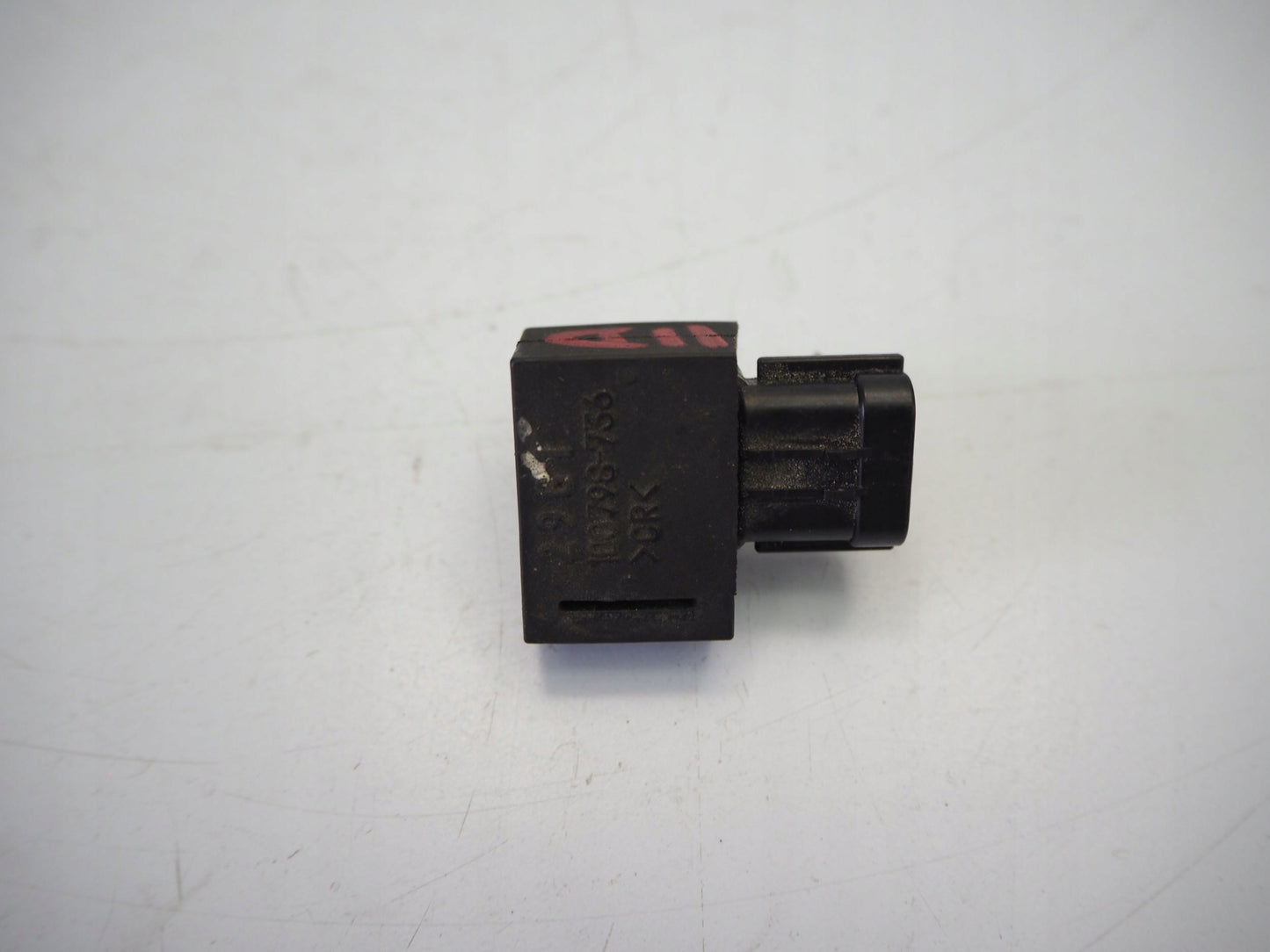 SUZUKI GSX-R 600 750 K8 K9 L0 Luftdrucksensor Drosselklappe Pressure Sensor