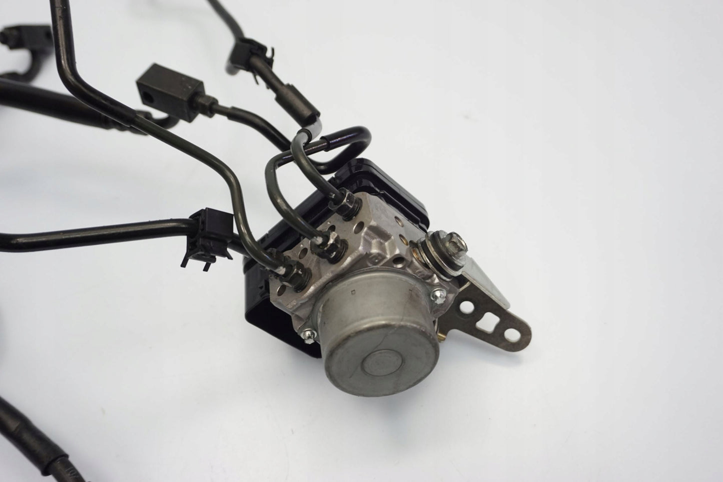 HONDA X-ADV 750 17- ABS Pumpe Druckmodulator 4