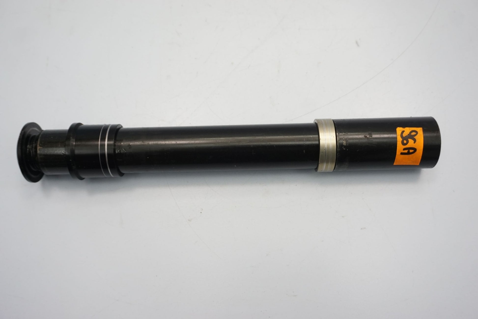 KTM 990 SM SUPERMOTO Vorderachse Achse vorne Radachse front axle 2