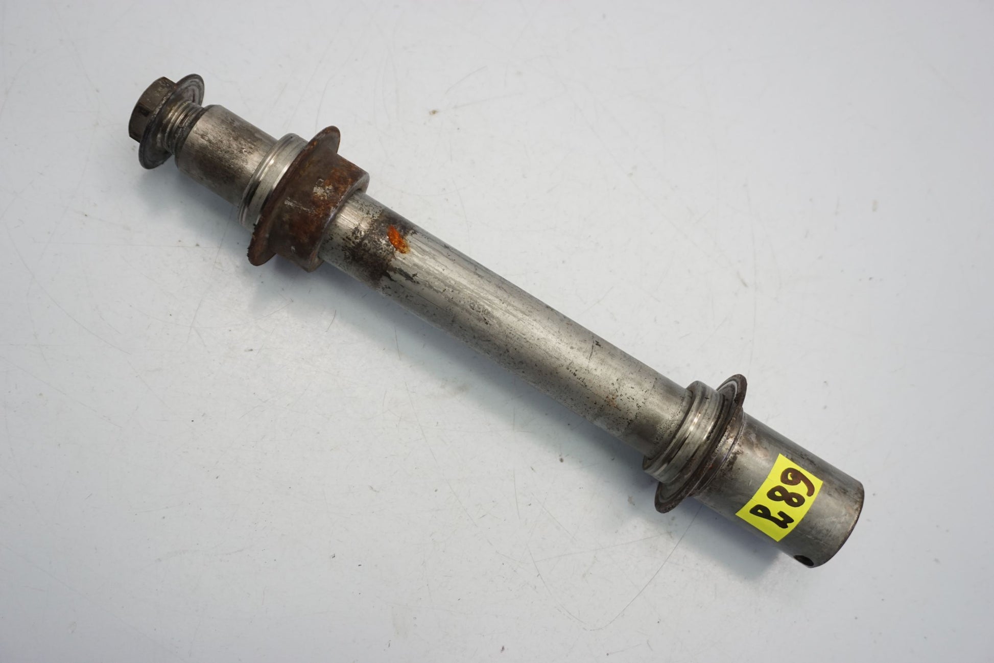HONDA ST 1300 PAN EUROPEAN 02-13 Vorderachse Achse vorne Radachse front axle 6