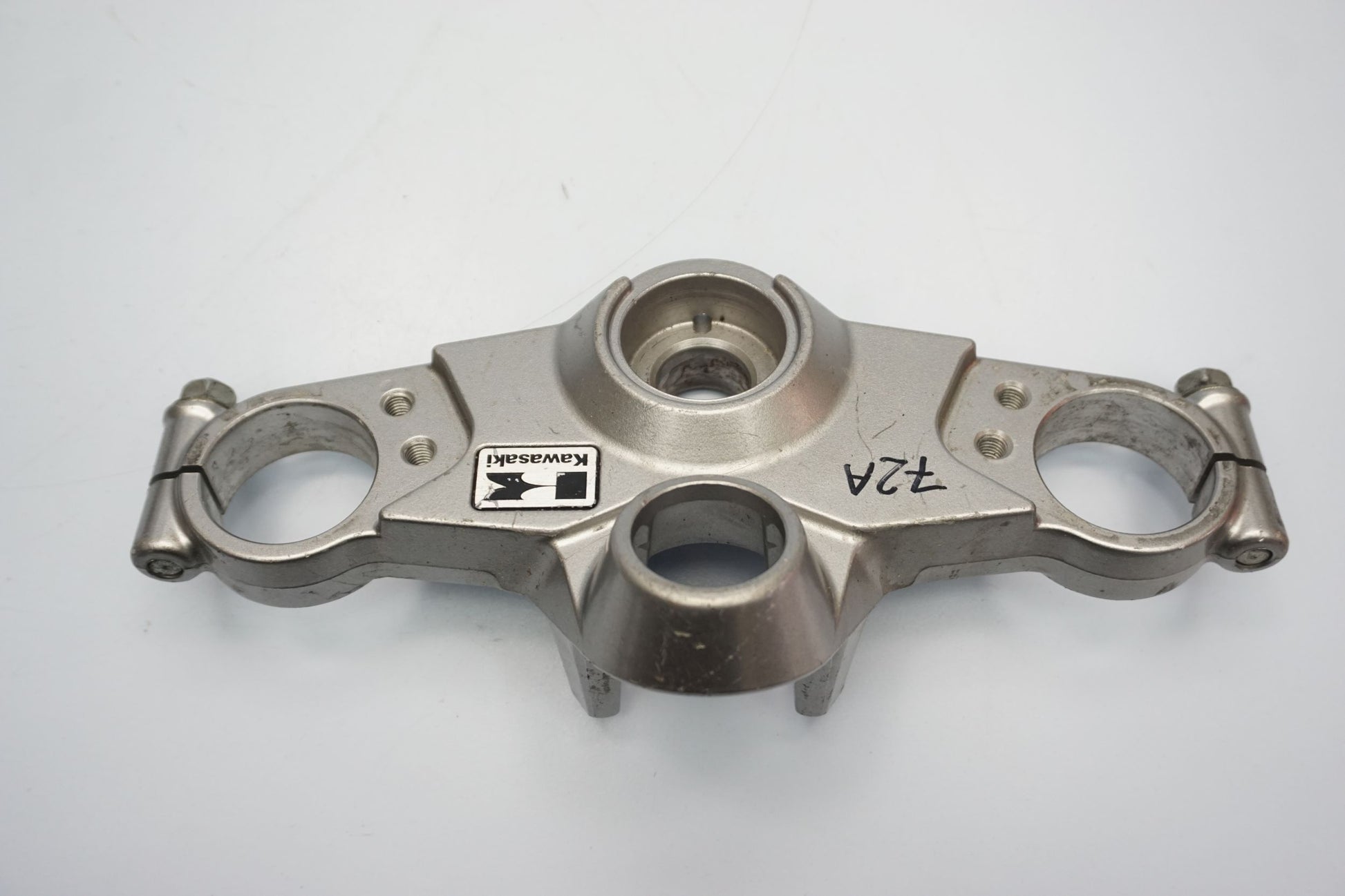 KAWASAKI ZZR-1200 02-05 obere Gabelbrücke Triple Clamp oben 3