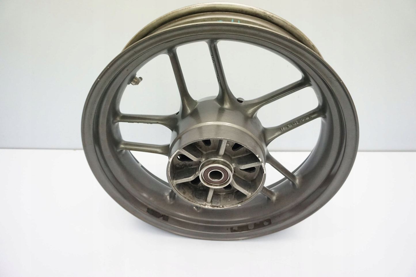 TRIUMPH TIGER 800 10-17 Felge hinten Wheel Hinterrad