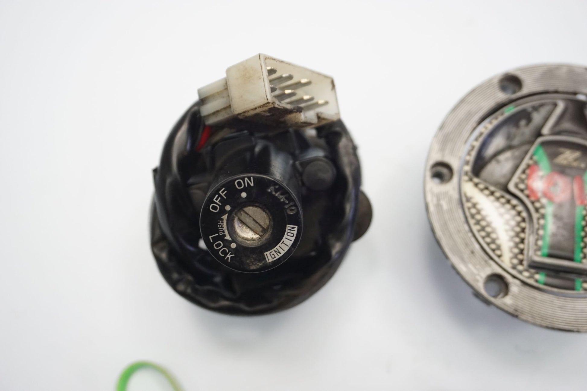 KAWASAKI Z-300 15-18 Schlosssatz Zündschloss Lock Set 8