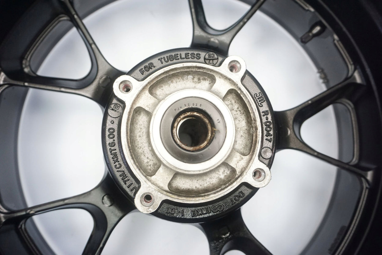 KAWASAKI ZZR-1400 05-11 Felge hinten Wheel Hinterrad 3