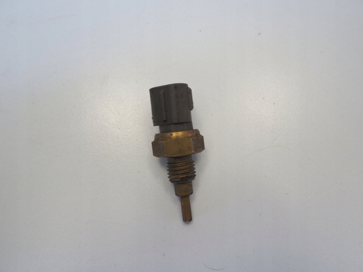 HONDA CBR 954-RR SC50 Temperatursensor Thermostat Temperature sensor