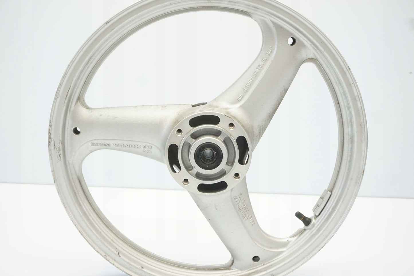 HONDA XL 125 V VARADERO 01-06 Felge vorne Wheel Vorderrad 5