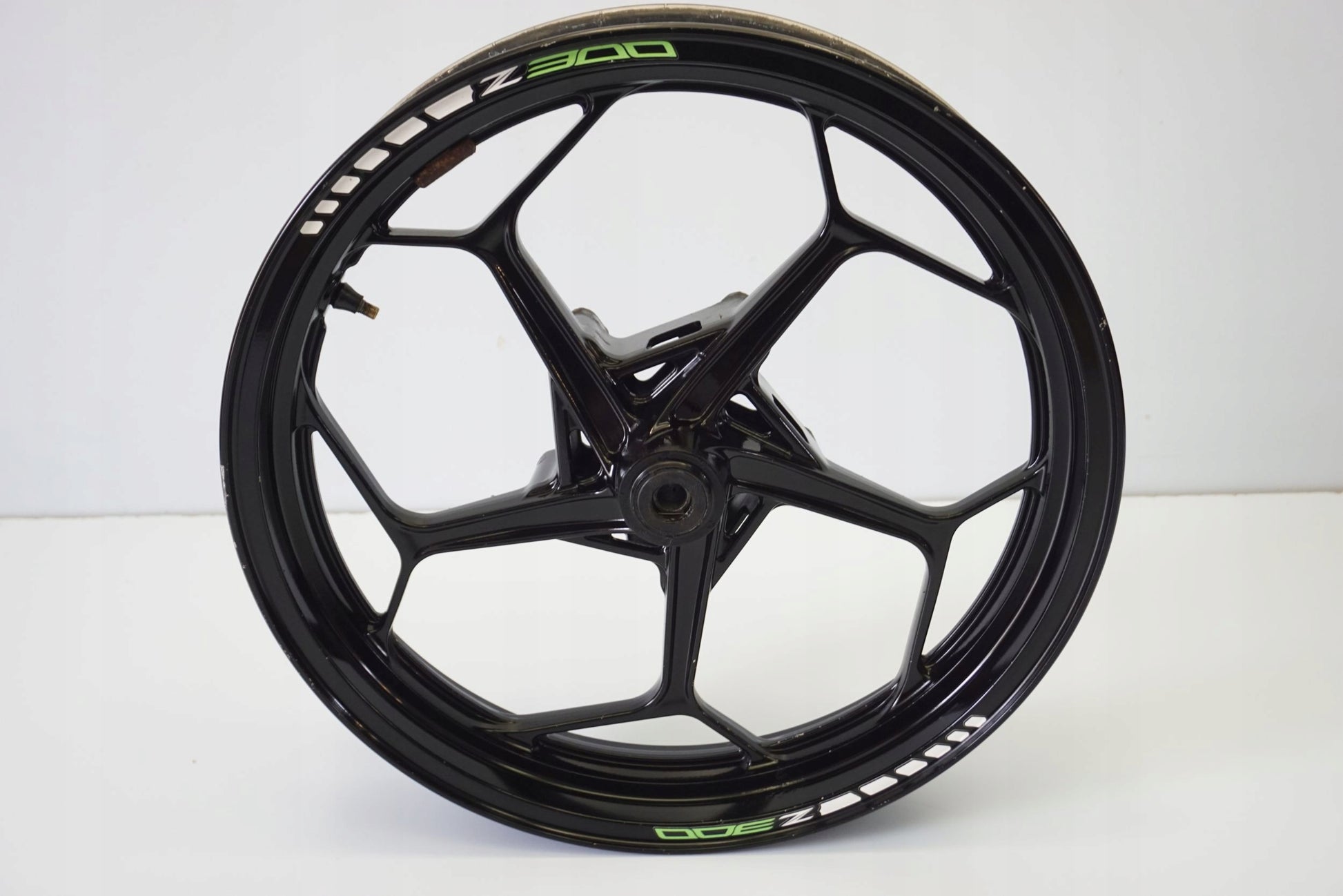 KAWASAKI Z-300 15-18 Felge vorne Wheel Vorderrad 10
