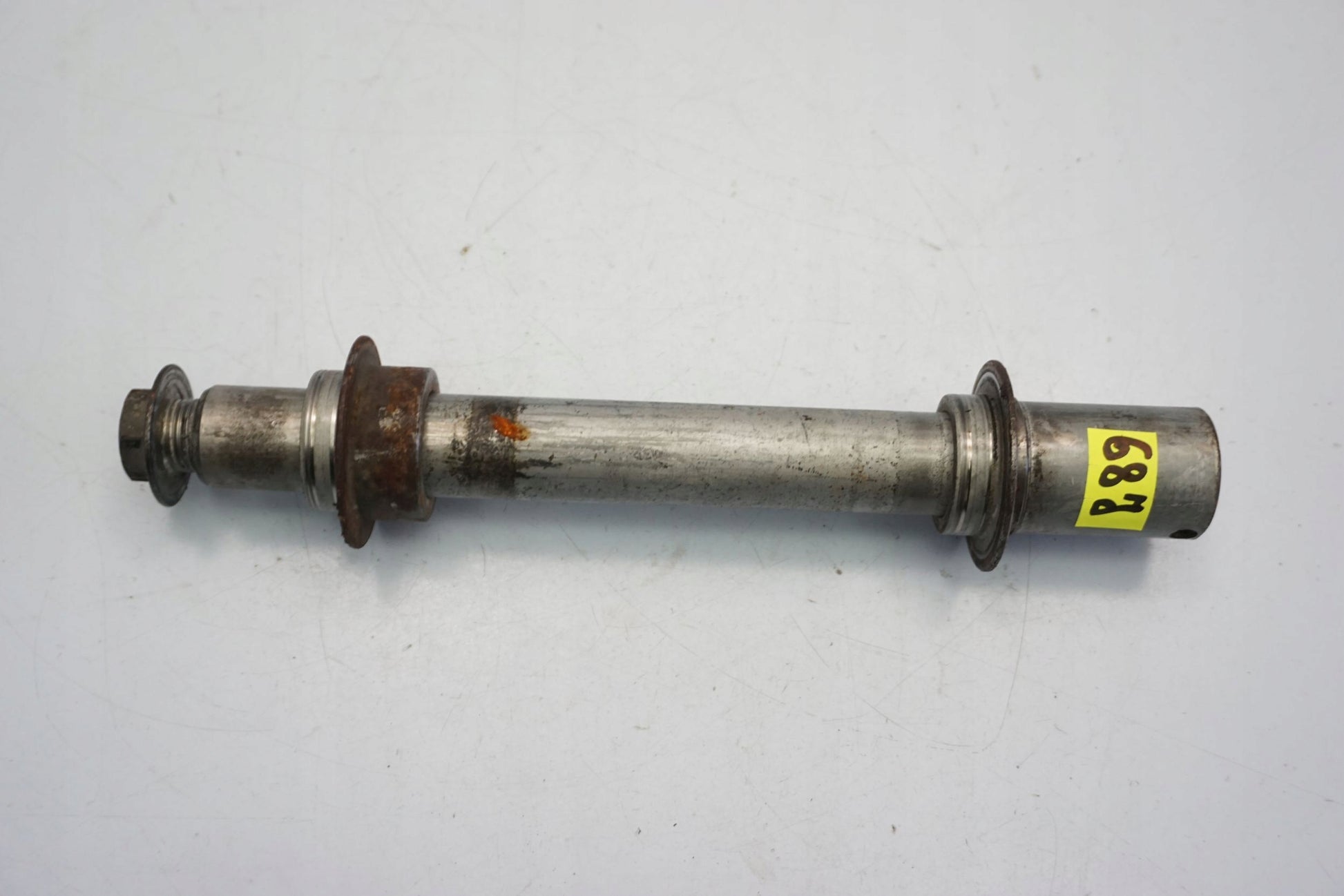HONDA ST 1300 PAN EUROPEAN 02-13 Vorderachse Achse vorne Radachse front axle 3