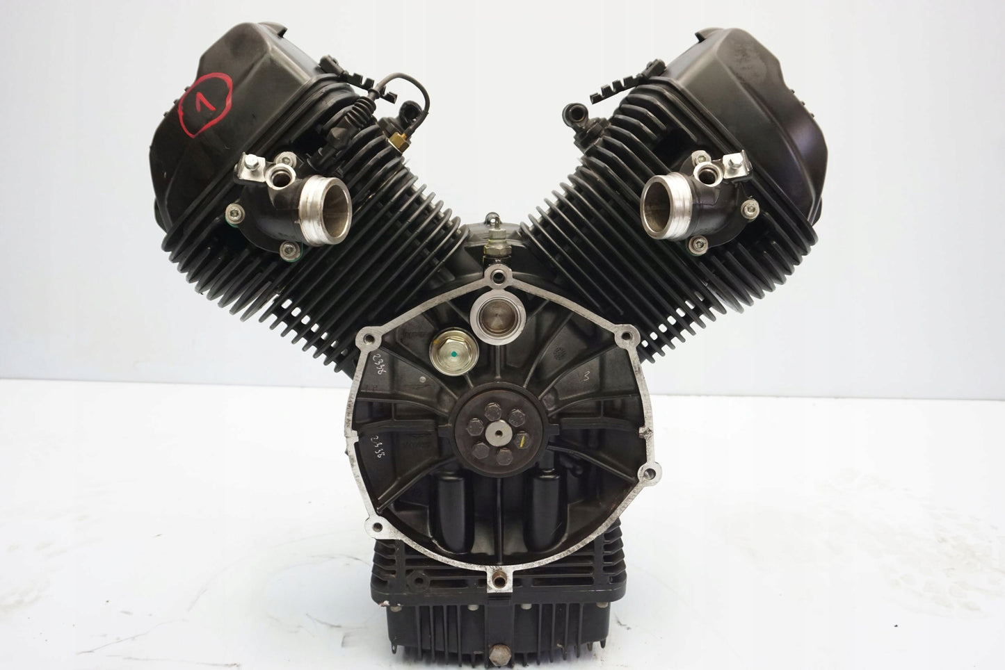 MOTO GUZZI V7 III STONE Motor Motorblock Engine 5