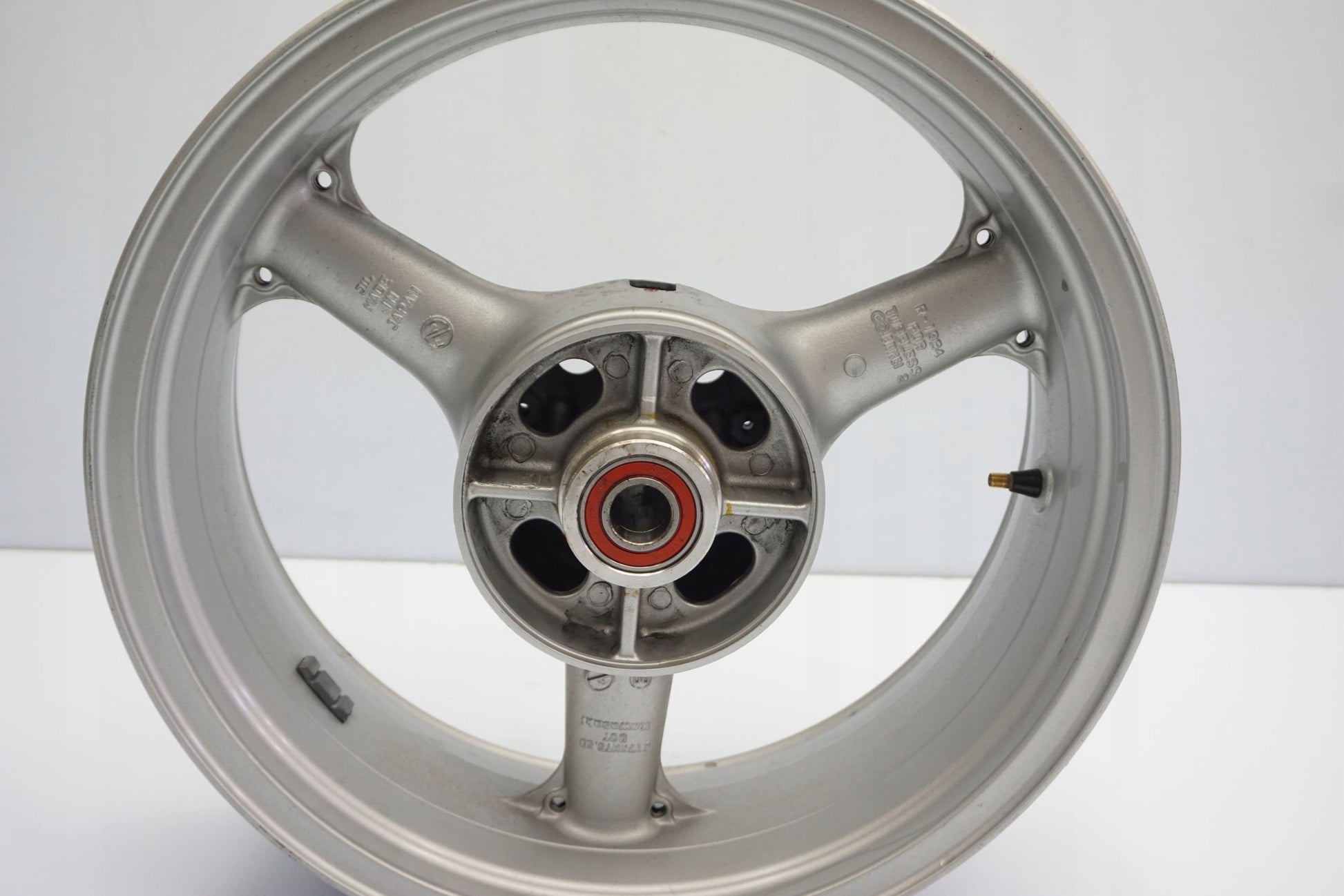 KAWASAKI ZX-6R 600 00-02 Felge hinten Wheel Hinterrad 9