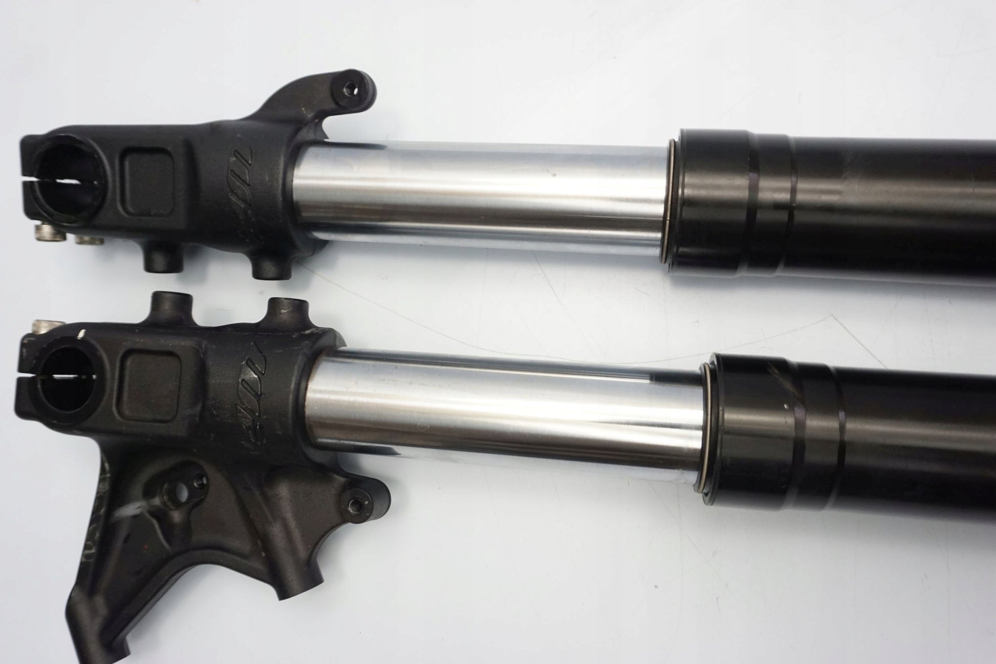 KTM 690 DUKE 16-19 Gabel Gabelholme Fork Suspension Fourche Forcella Horquilla 7