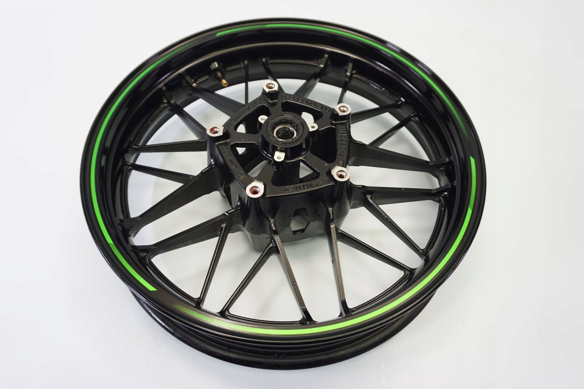 KAWASAKI Z 900 RS CAFE 18-22 Felge vorne Wheel Vorderrad 9