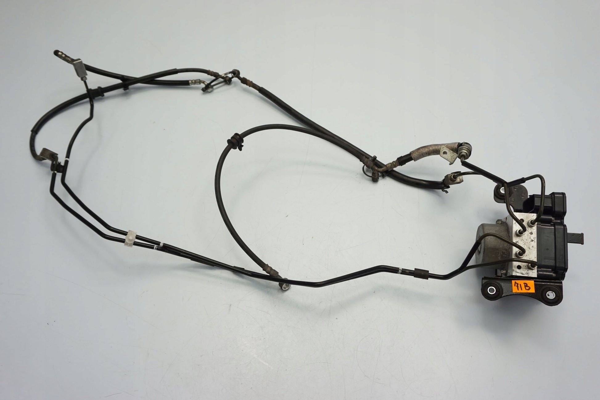 SUZUKI DL 1000 V-STROM 14-16 ABS Pumpe Druckmodulator 5