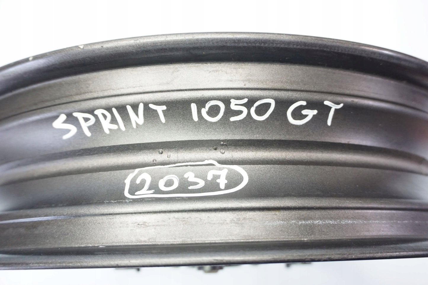 TRIUMPH SPRINT 1050 GT Felge vorne Wheel Vorderrad