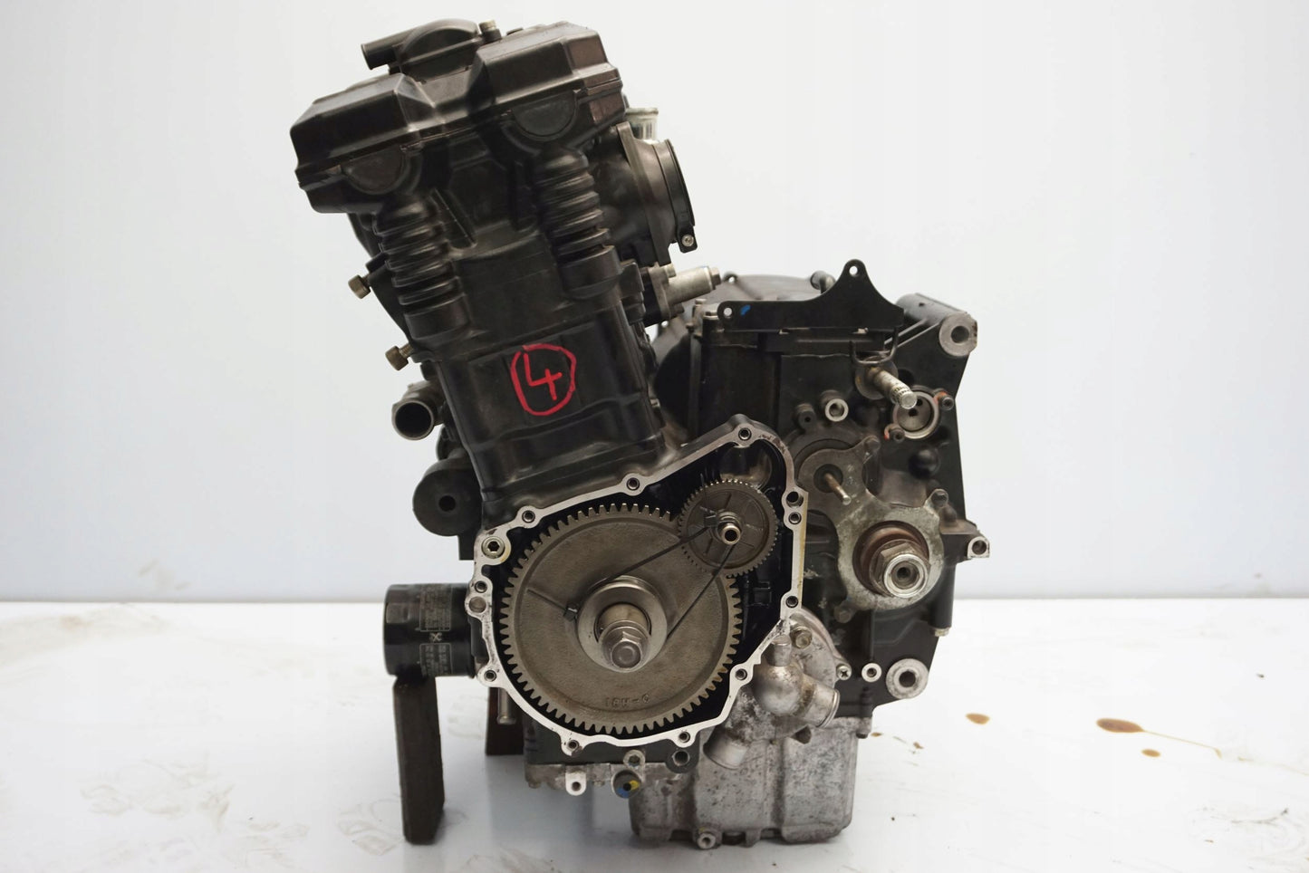 SUZUKI GSX 1250 FA 10-16 Motor Motorblock Engine