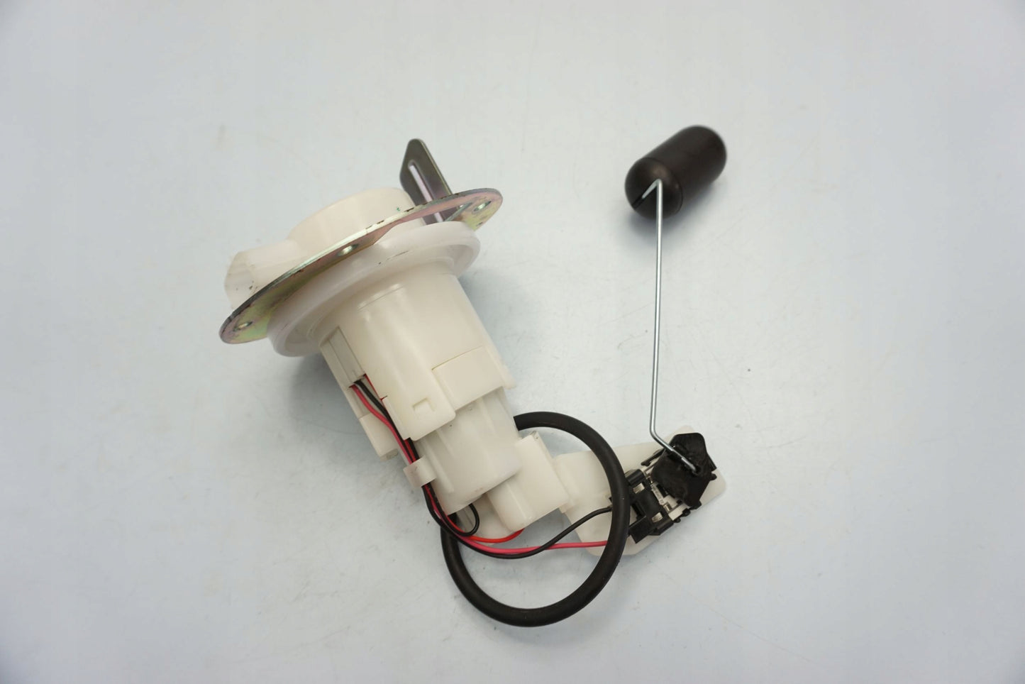 SUZUKI GSX-R 125 18- Benzinpumpe Kraftstoffpumpe Fuel Pump