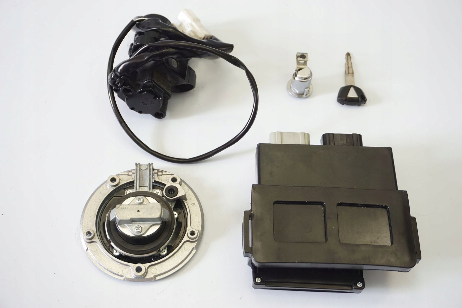 KAWASAKI Z1000 SX 17-19 Schlosssatz Zündschloss Lock Set 4