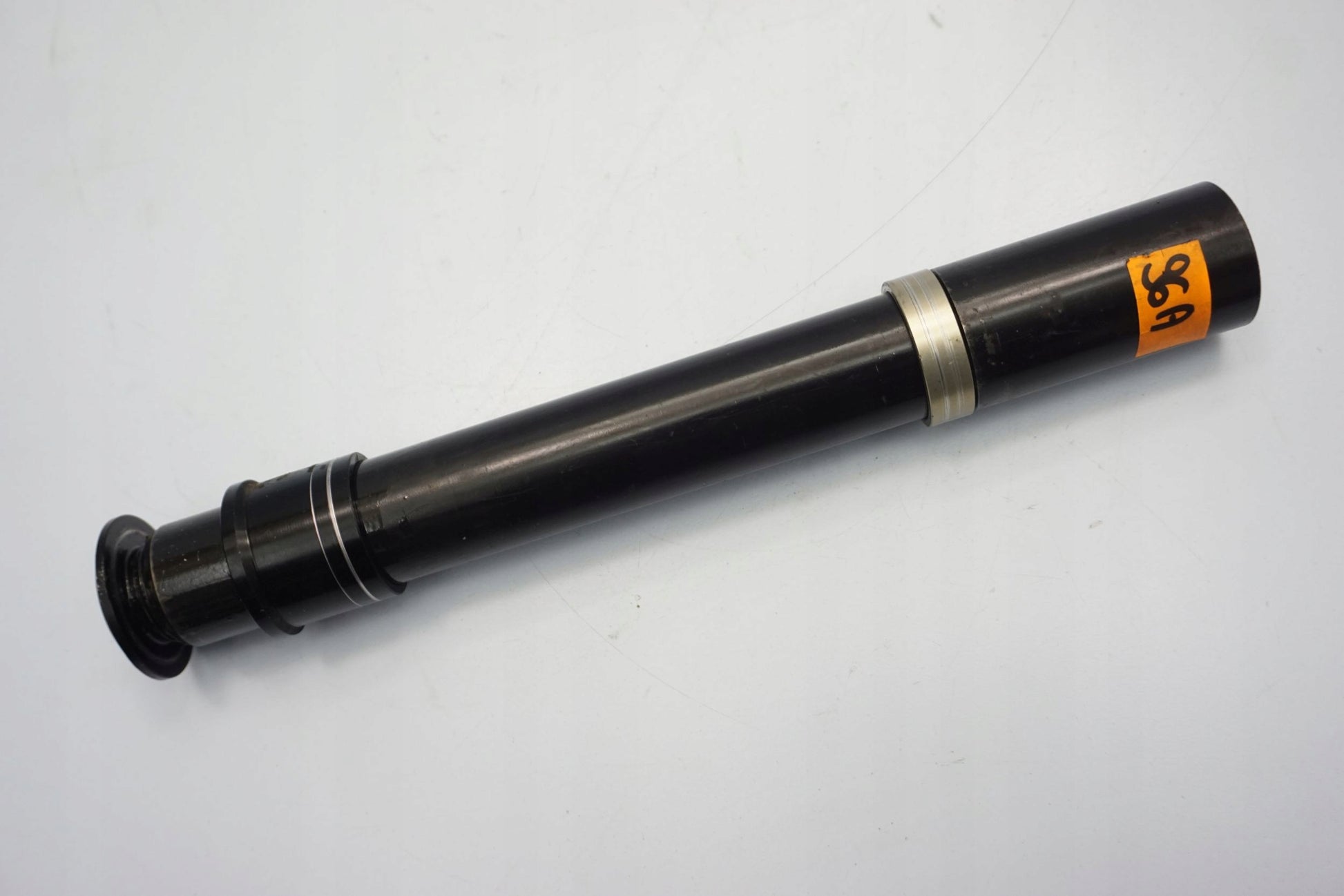 KTM 990 SM SUPERMOTO Vorderachse Achse vorne Radachse front axle 4