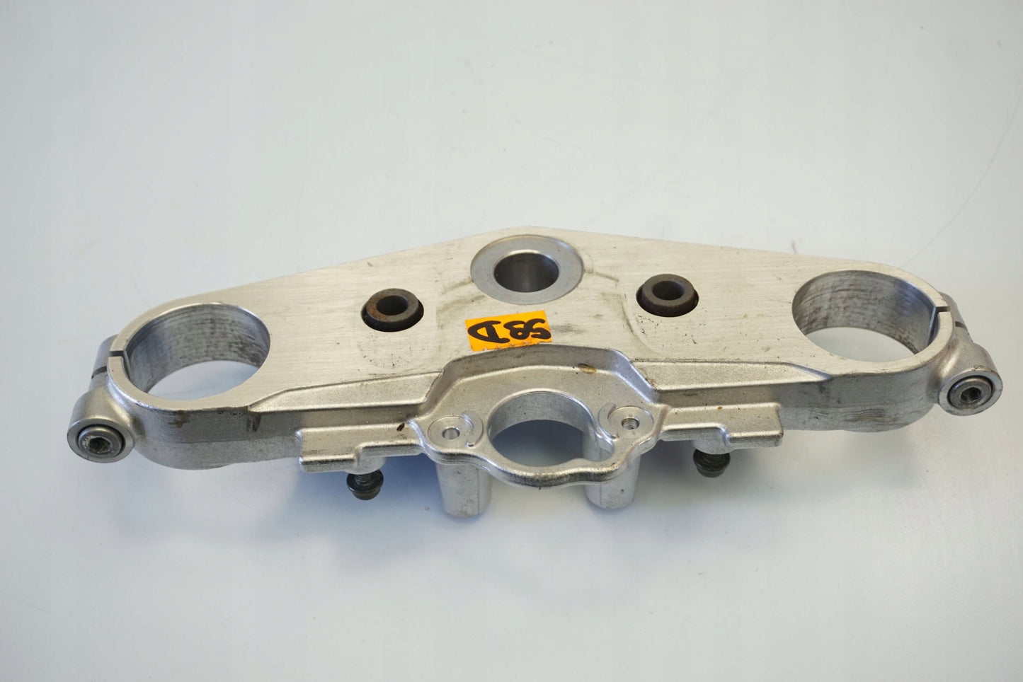 SUZUKI GSX 1400 01-08 obere Gabelbrücke Triple Clamp oben