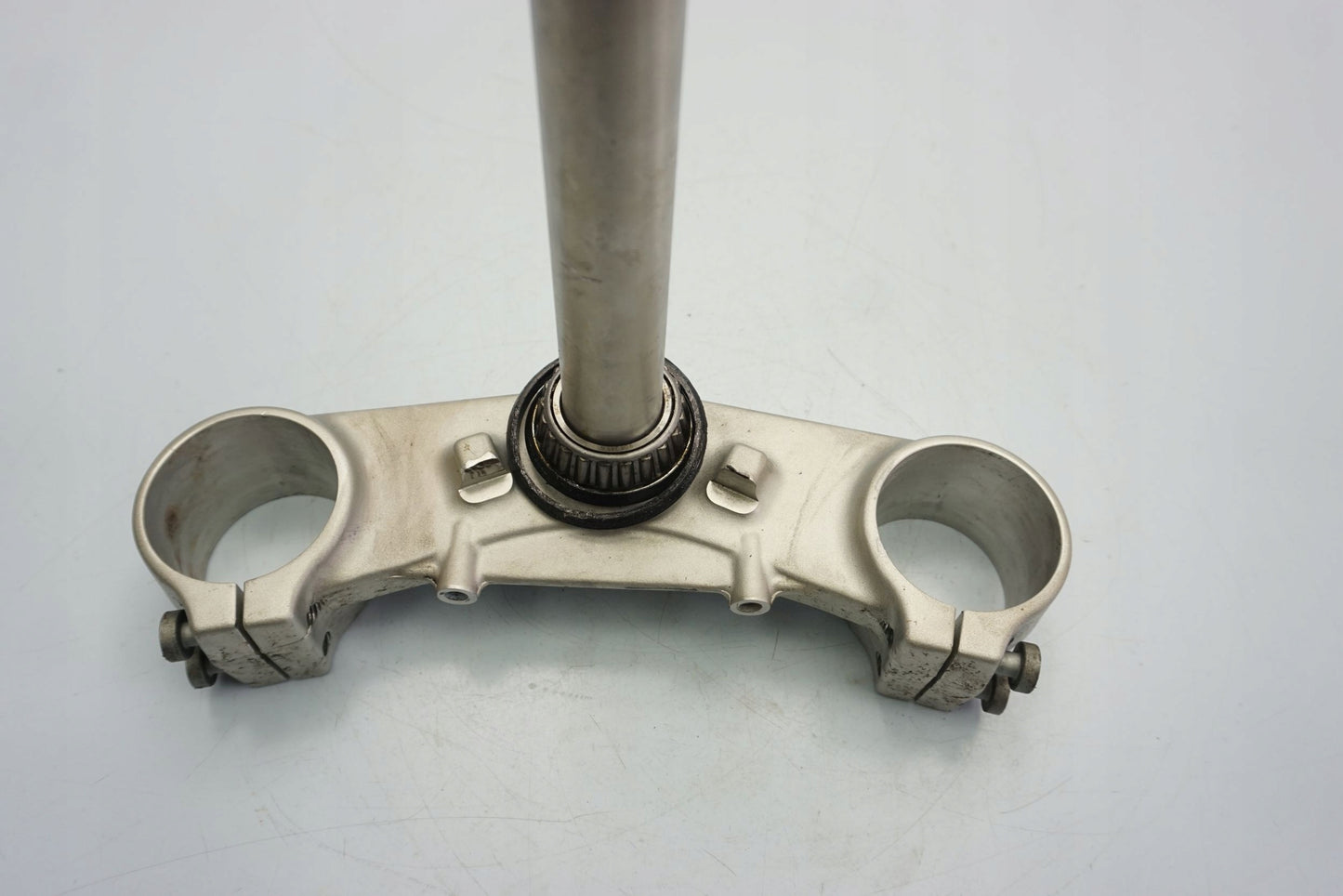 KTM 690 DUKE 16-19 untere Gabelbrücke Triple Clamp unten 3