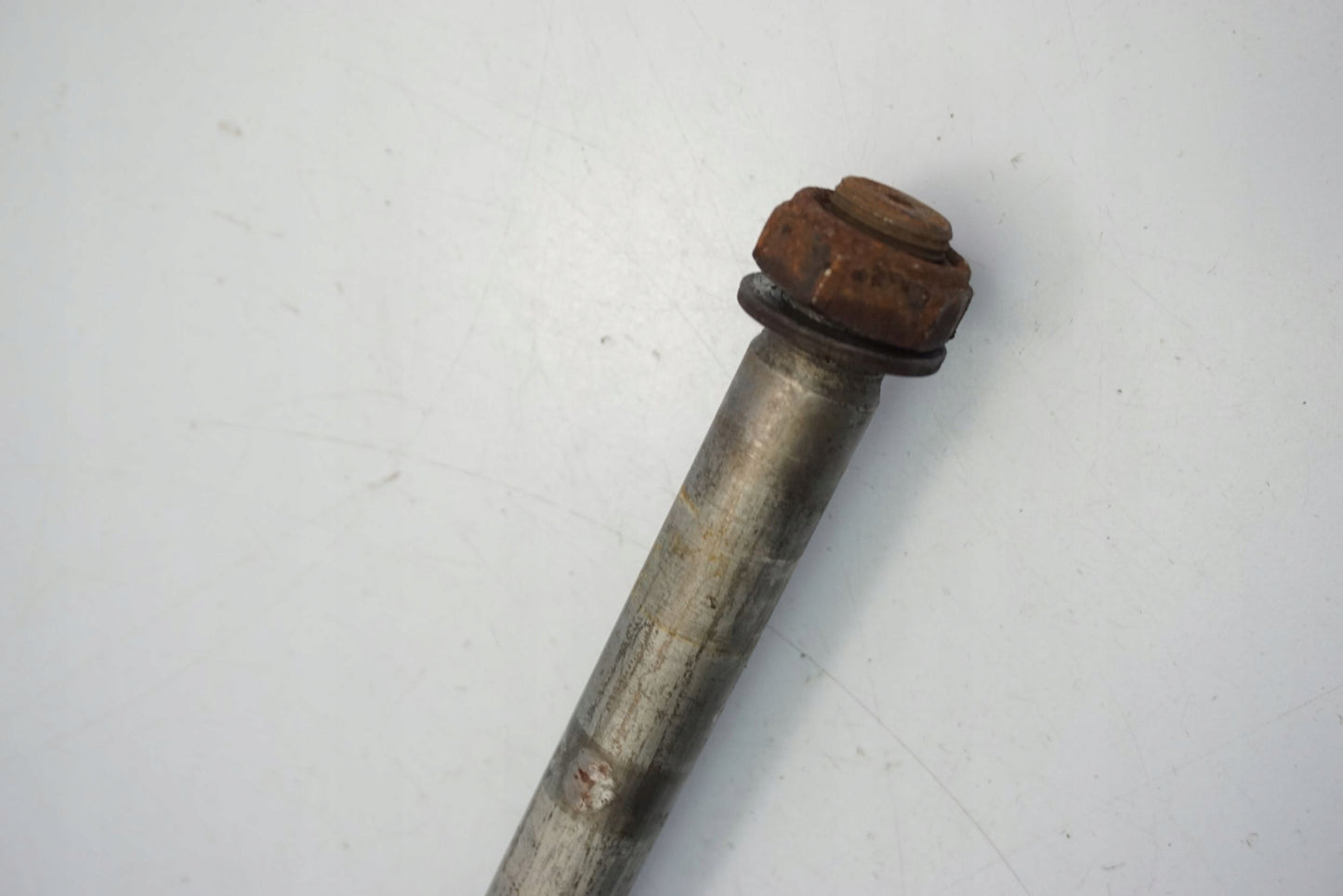 HONDA ST 1300 PAN EUROPEAN 02-13 Hinterachse Achse hinten Radachse rear axle 5