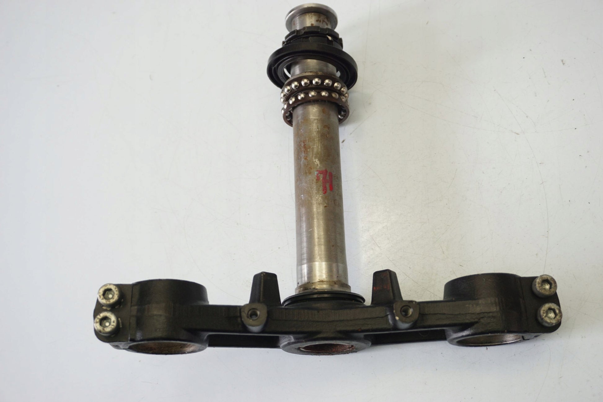 KAWASAKI 650 ER-6N 12-17 untere Gabelbrücke Triple Clamp unten 2