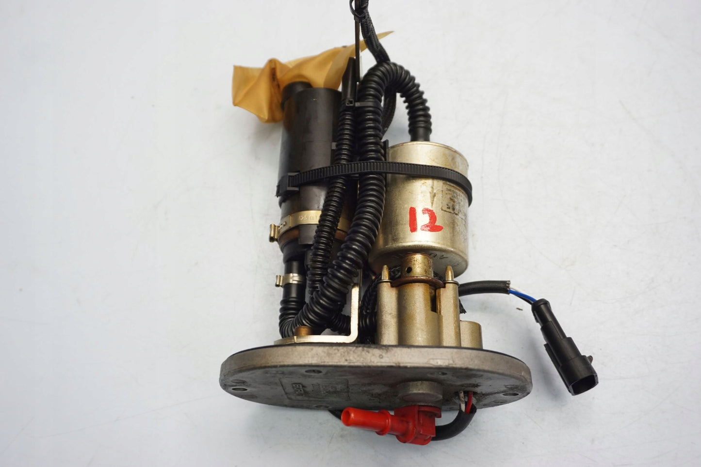 APRILIA DORSODURO 1200 Benzinpumpe Kraftstoffpumpe Fuel Pump