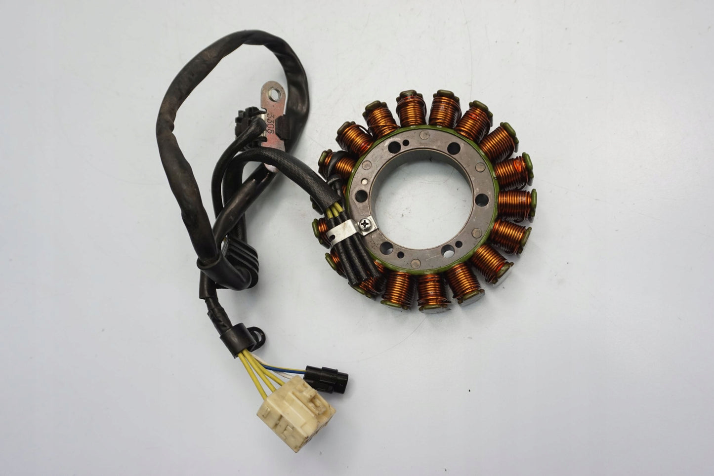 APRILIA DORSODURO 750 08-15 Lichtmaschine Stator Generator Lima Alternator