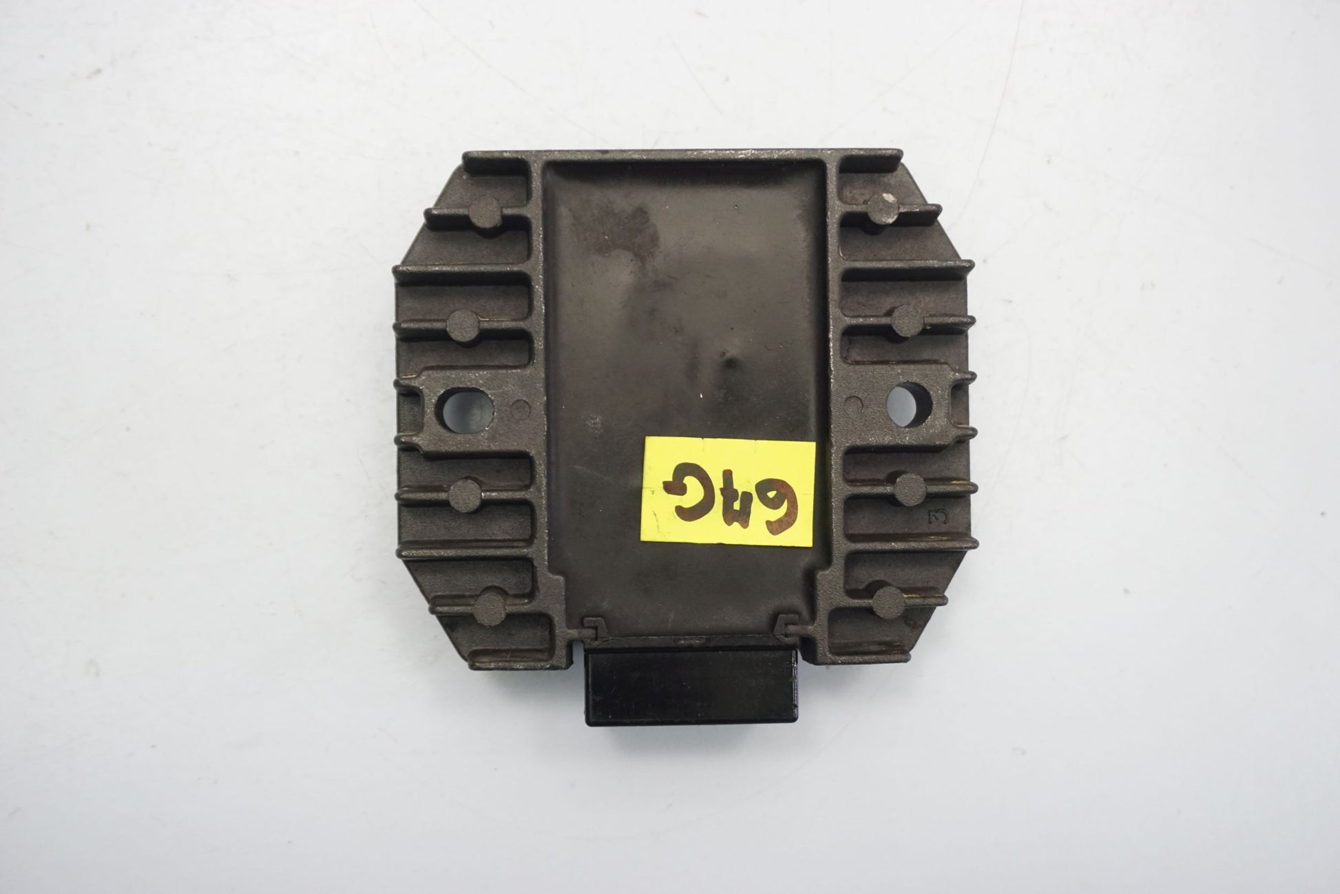 HONDA XL 125 V VARADERO 01-06 Spannungsregler Gleichrichter Rectifier Voltage Regulator 2